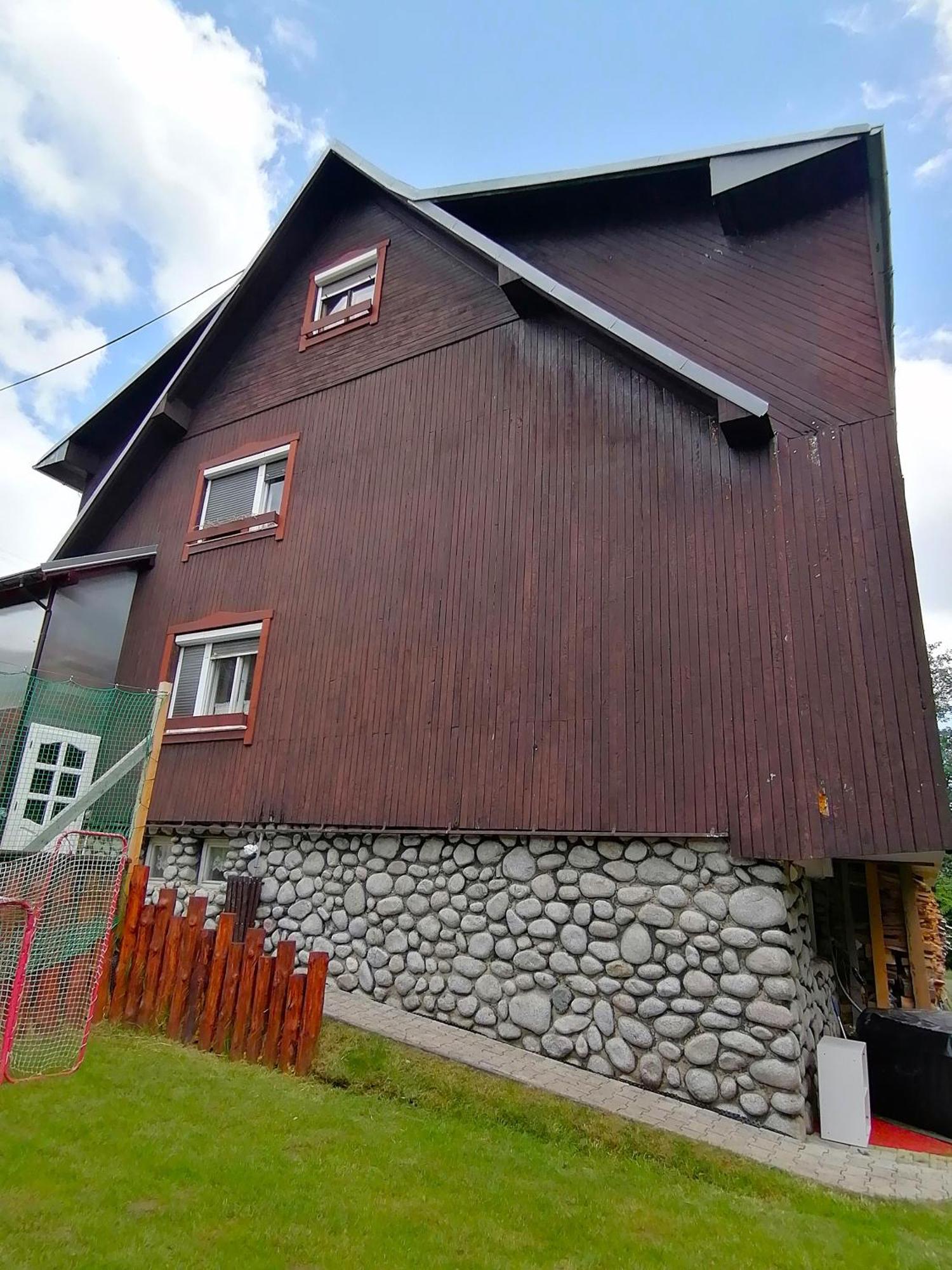 Privat U Milana Hlavna 316 Apartman Sebesér Kültér fotó