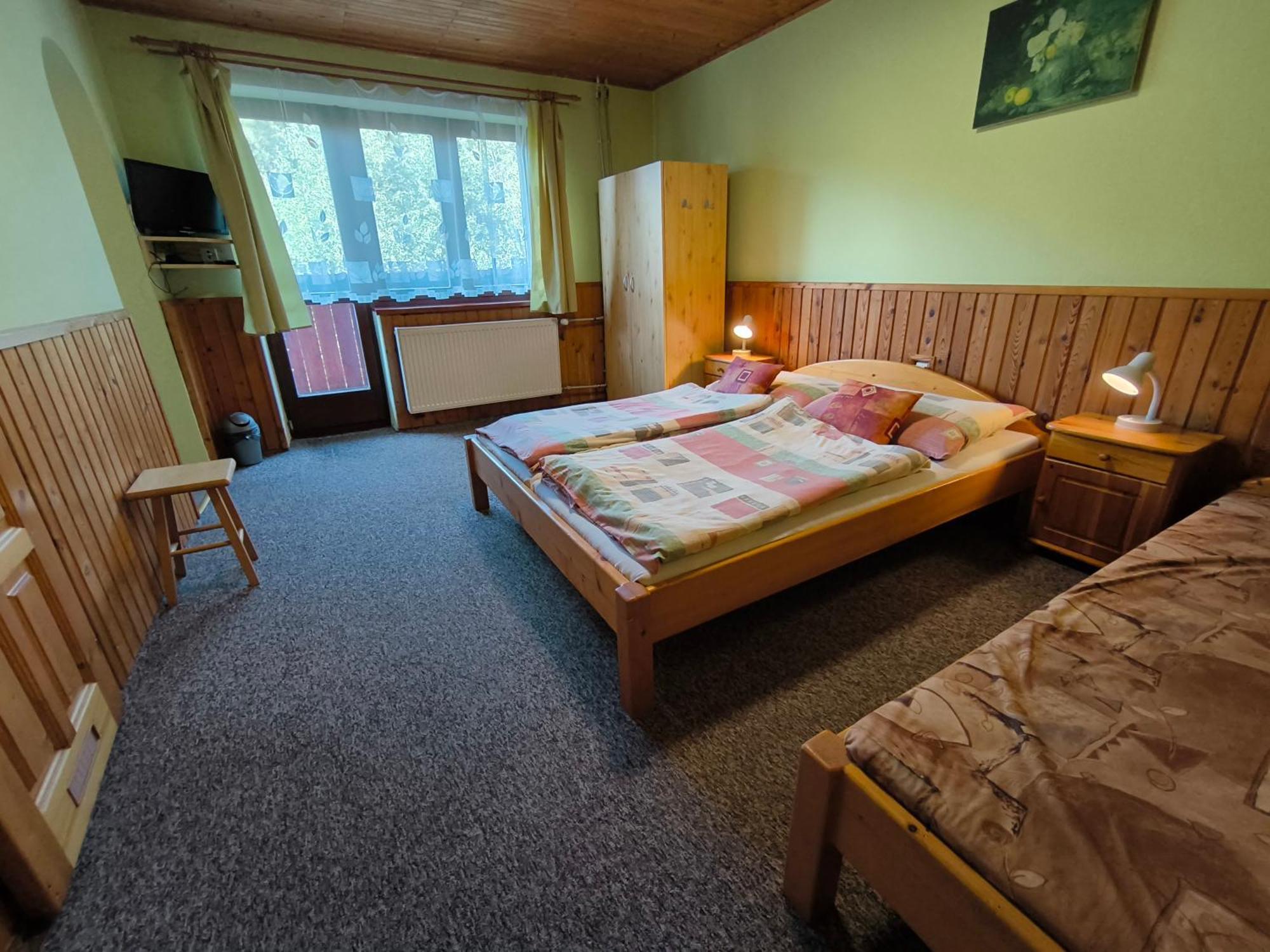Privat U Milana Hlavna 316 Apartman Sebesér Kültér fotó